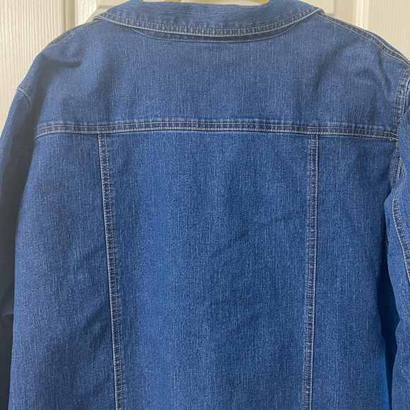 Liz & Me Signature Women's Blue Denim Jacket
Size 3X - Picture 10 of 16